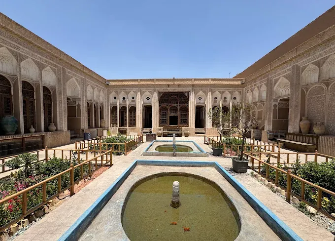 موزه آب خانه کلاهدوزها
