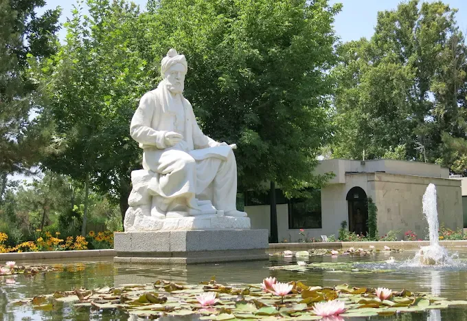 آرامگاه فردوسی
