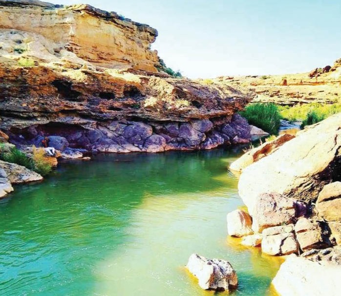 دشت قمرود